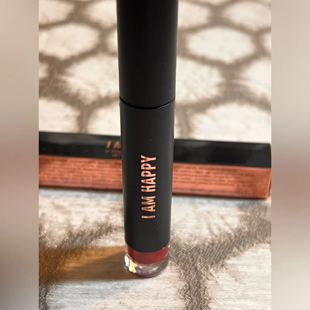 RealHer I Am Happy Color Rich Lip Gloss Rich Cranberry